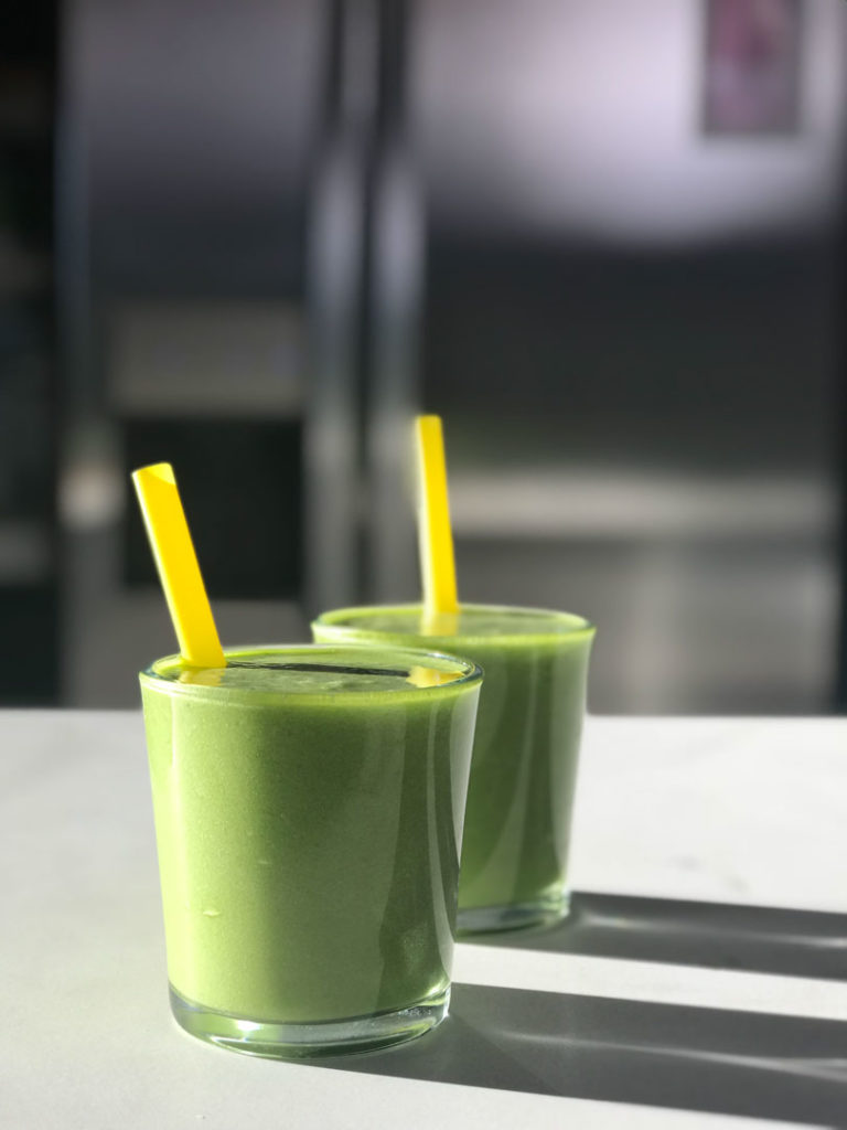 Green blender smoothies