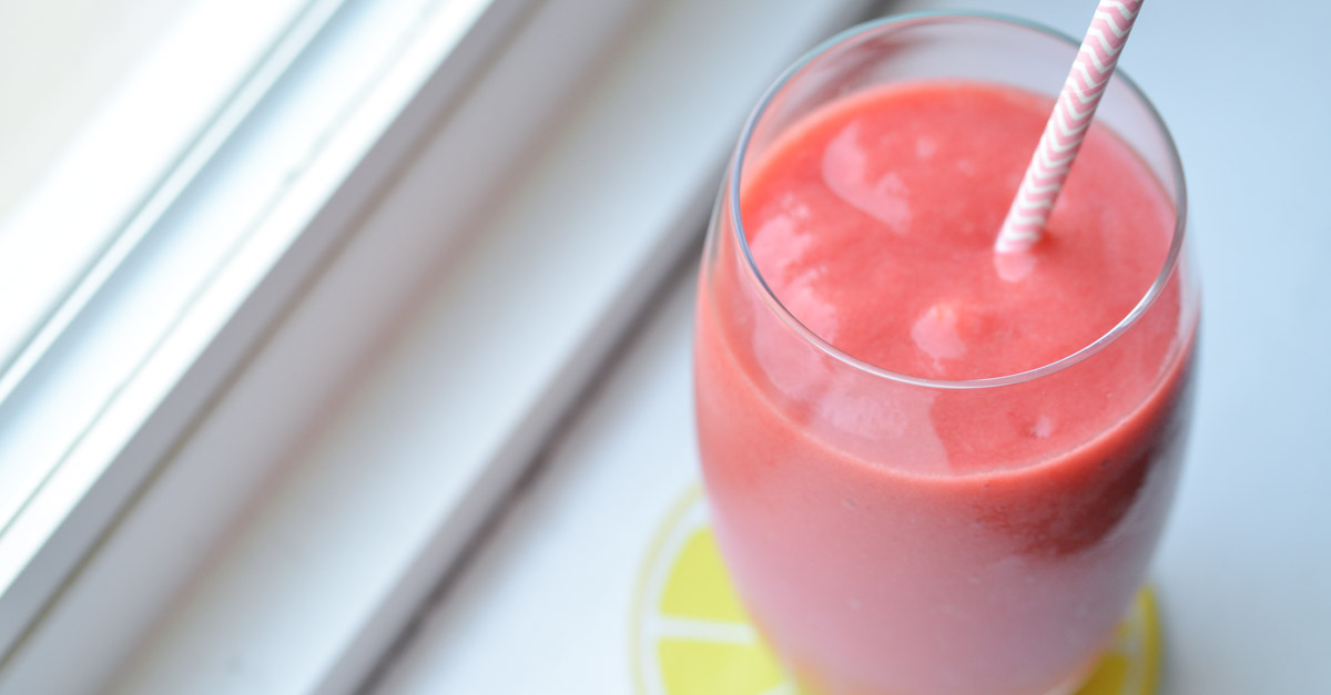 The Best Grapefruit Smoothie Recipe: The Pinkman | Blending For Good