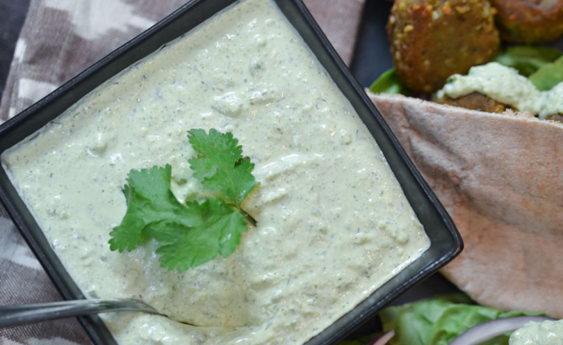 Vegan tzatziki sauce featured by Life is NOYOKE.