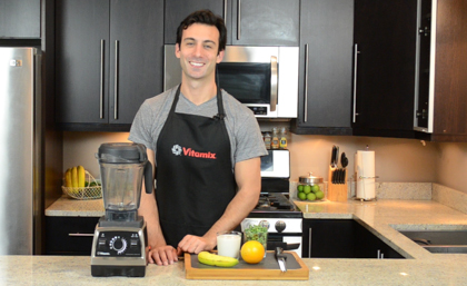 Lenny Gale with a Vitamix Pro 750.