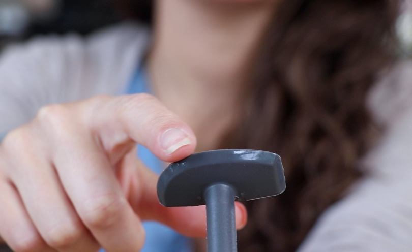 Vitamix under blade scraper